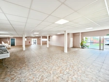 📣 À LOUER – Local commercial idéal professions libérales / activités spécialisées 📍 La Rivière Saint-Louis (97421), secteur Ouaki