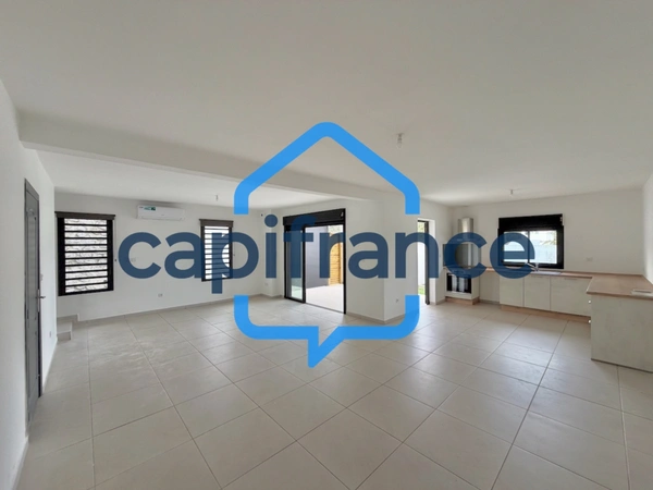 À Vendre – Maison T4 de 101 m² – Ligne des Bambous, Saint-Pierre (97410)