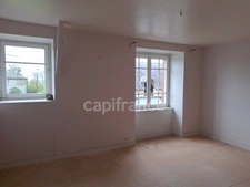 Maison à vendre 5 pièces  (50)