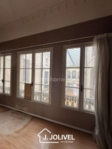 À VENDRE - APPARTEMENT DE CARACTÈRE 94 m² - FONTENAY-LE-COMTE (Rue de la République)