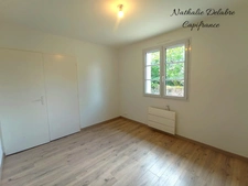 Maison de plain-pied rénovée à neuf – ÉCHIRÉ (79)