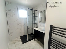 Maison de plain-pied rénovée à neuf – ÉCHIRÉ (79)