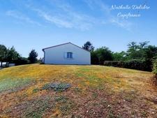 Maison de plain-pied rénovée à neuf – ÉCHIRÉ (79)