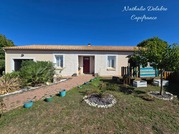 Maison à vendre 6 pièces NANTEUIL (79)
