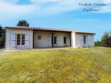 Maison de plain-pied rénovée à neuf – ÉCHIRÉ (79)