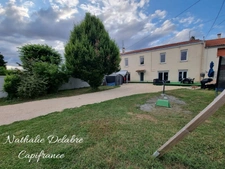 Maison à vendre 9 pièces à 10 km de NIORT