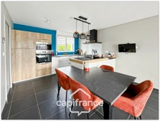 Pavillon de plain-pied récent (2021), 4 chambres, 991m² de terrain, garage de 56 m²