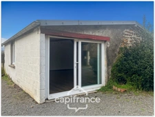 Maison 5 pièces, 3 chambres, terrain de 540 m² et dépendance.