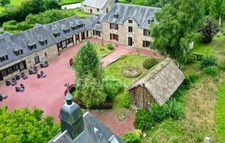 Exceptional property in Normandy – Renovated manor house with outbuildings and chapel