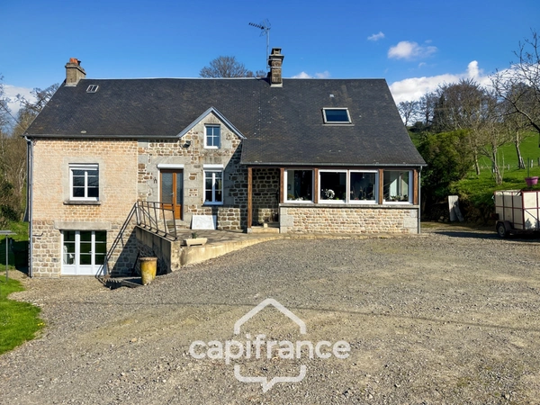 Maison de 5 pièces, 145m² et 67795 m² de terrain
