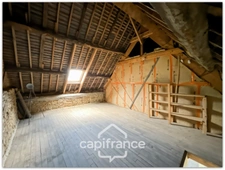 Stone house of 121m² with 920m² of land, 3 bedrooms.