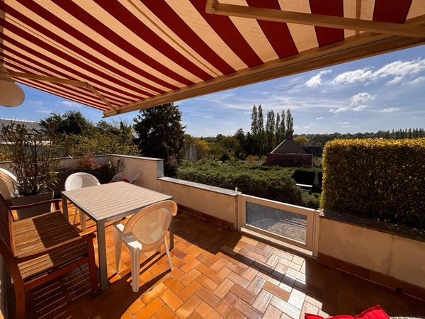 🏡 À VENDRE – Maison familiale de 198M² avec terrain de 1143 m² à Longueville, à 5 km de Granville et 3 km des plages