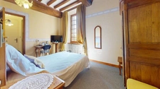 Exceptional property in Normandy – Renovated manor house with outbuildings and chapel