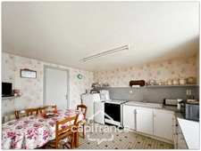 Maison de 71 m², garage, dépendances , terrain de 12234m²