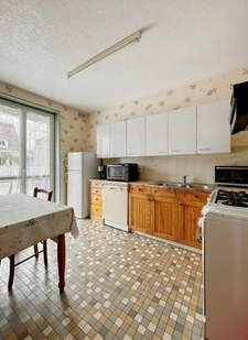Maison 4 chambres avec jardin et garage, commerces à pied et plage à 5 km !