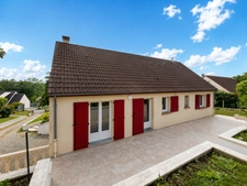 Aux portes du Mans, pavillon sur sous-sol de 100 m² avec 3 chambres sur terrain de 2 226 m²