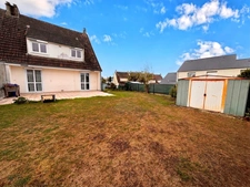 Maison 4 chambres avec jardin et garage, commerces à pied et plage à 5 km !