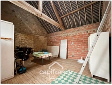 Maison de 71 m², garage, dépendances , terrain de 12234m²