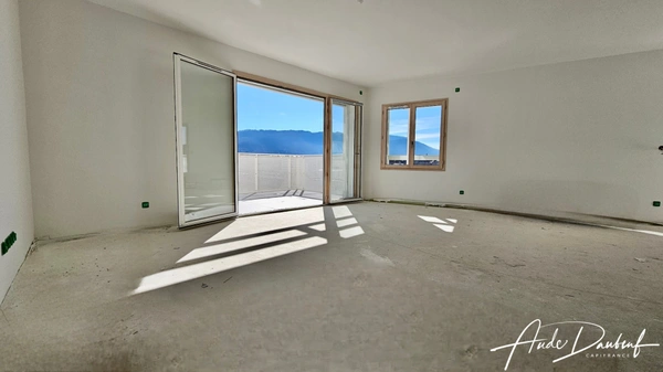 Appartement 111 m2 + 26 m2 de terrasse + rooftop 57 m2