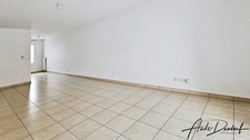 Appartement T3 de 80 m2 en étage elevé + garage + cave
