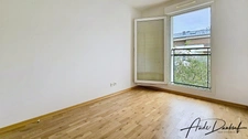 Appartement T3 de 80 m2 en étage elevé + garage + cave