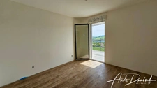 T4 de 82 m2 au 2ᵉ étage – Calme, verdure et panorama aux portes d’Annecy 