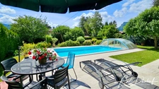 Maison 4 chambres avec terrasse, piscine, jardin arboré, garage, atelier