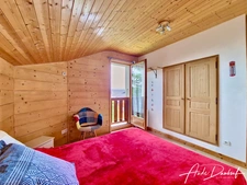 Aux portes de Genève - Maison familiale 4 chambres avec jardin, garage, abris voitures et annexes