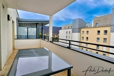 Appartement T2 avec terrasse, cave et garage - Seynod - Etage élevé - Excellent DPE