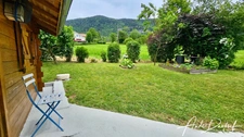 Maison familiale 4 chambres avec jardin, garage, abris voitures et annexes