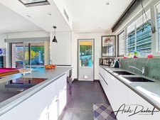 Saint-Jorioz - Renovated Villa – 7 Rooms – 4 Bedrooms – Partial Lake View