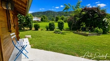 Aux portes de Genève - Maison familiale 4 chambres avec jardin, garage, abris voitures et annexes