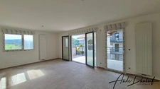 T4 de 82 m2 au 2ᵉ étage – Calme, verdure et panorama aux portes d’Annecy 