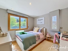 L'Elégant - Appartement T4 de 86 m2 + terrasse de 11 m2 + garage - Aux portes de Genève