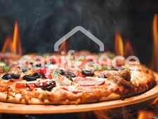 Pizzeria Traditionnelle au Feu de Bois – Hyper Centre Béziers (34)