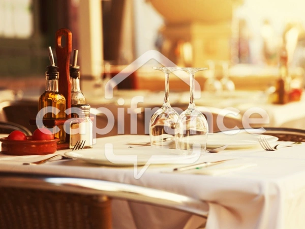 Restaurant de charme exceptionnel dans un écrin naturel | CA 1 100 000 € | EBE 330 000 € | Équipe autonome | Possible affaire de direction