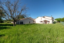 Ensemble immobilier RARE - MENESPLET (24)