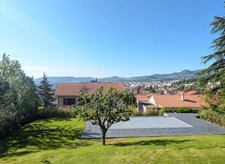 Renovated 9-room house in Clermont Ferrand (63) with panoramic view