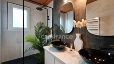 MAISON RÉNOVÉE MIOS | Piscine chauffée + Véranda + Locatif fonctionnel | DPE C