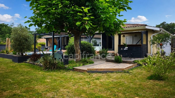 MAISON RÉNOVÉE MIOS | Piscine chauffée + Véranda + Locatif fonctionnel | DPE C
