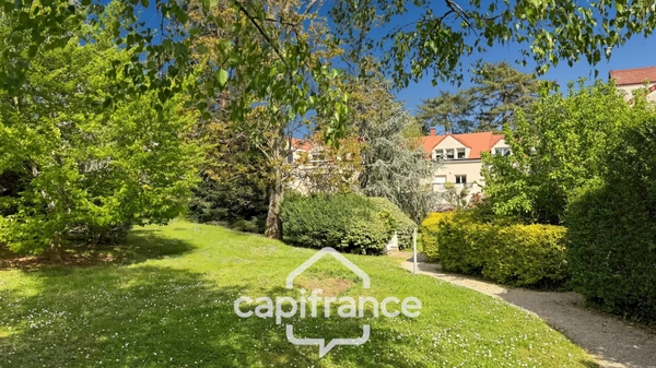 Maison familiale à vendre 7 pièces GARCHES (92)