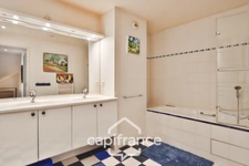 Maison familiale à vendre 7 pièces GARCHES (92)