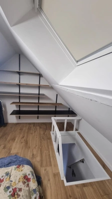 Maison individuelle rénovée – 2 chambres – Jardin – Stationnements – DPE C