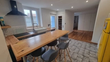 Maison individuelle rénovée – 2 chambres – Jardin – Stationnements – DPE C