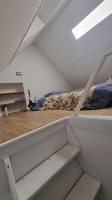 Maison individuelle rénovée – 2 chambres – Jardin – Stationnements – DPE C