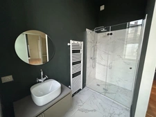 Apartment for sale 3/4 with balcony stone building BORDEAUX (33)