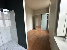 Apartment for sale 3/4 with balcony stone building BORDEAUX (33)