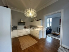 Apartment for sale 3/4 with balcony stone building BORDEAUX (33)