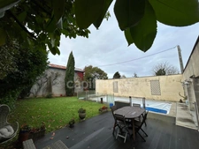 A vendre Maison MERIGNAC  220m2 Hab   7 pièces garage  Pkg Piscine jardin sans vis à vis   (33)