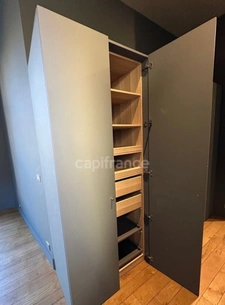 Appartement à vendre 3/ 4 avec balcon immeuble pierre Jardin public  BORDEAUX (33)